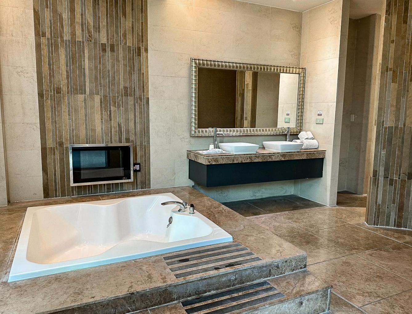 All-Ur Boutique Motel-Ping Tung Branch Pingtung Ngoại thất bức ảnh
