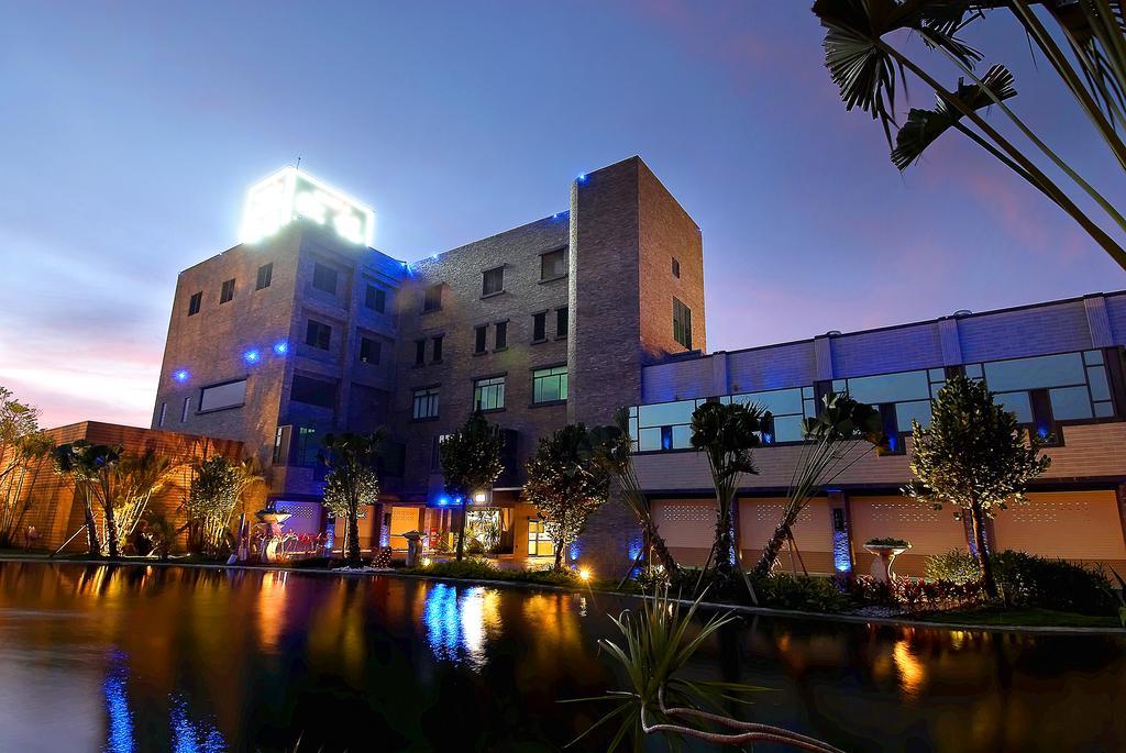 All-Ur Boutique Motel-Ping Tung Branch Pingtung Ngoại thất bức ảnh
